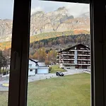 Large 1 Bedroom - Free Parking - Dream Views- Apartment *