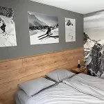 Large 1 Bedroom - Free Parking - Dream Views- Apartment