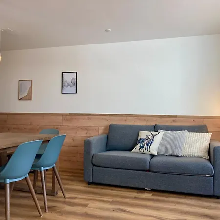 Large 1 Bedroom - Free Parking - Dream Views- *