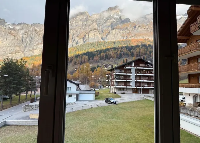 Large 1 Bedroom - Free Parking - Dream Views- Lägenhet *