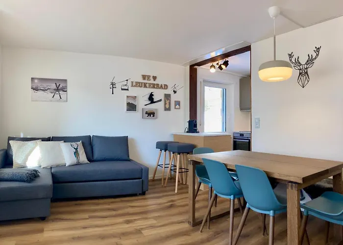 Large 1 Bedroom - Free Parking - Dream Views- *